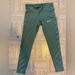 Nike leggings to work out